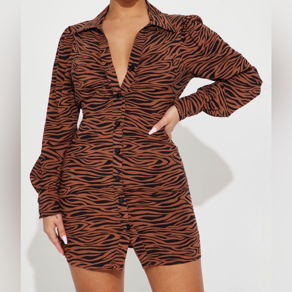 Brown mini dress - Picture 1 of 3